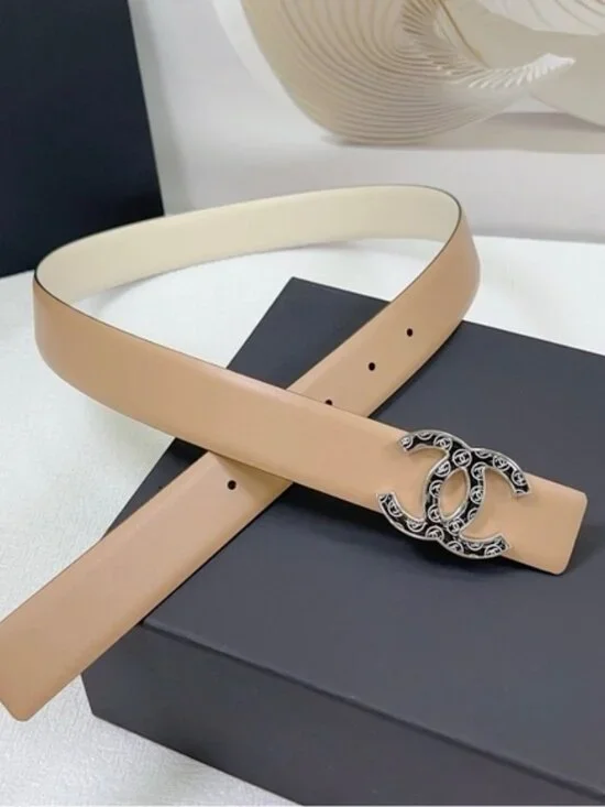 🐾CHANEL Reversible Belt 🐾 - Picture 5 of 5